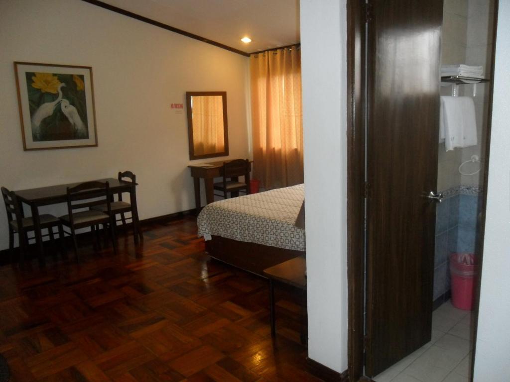 Tagaytay Econo Hotel Tagaytay City Номер фото