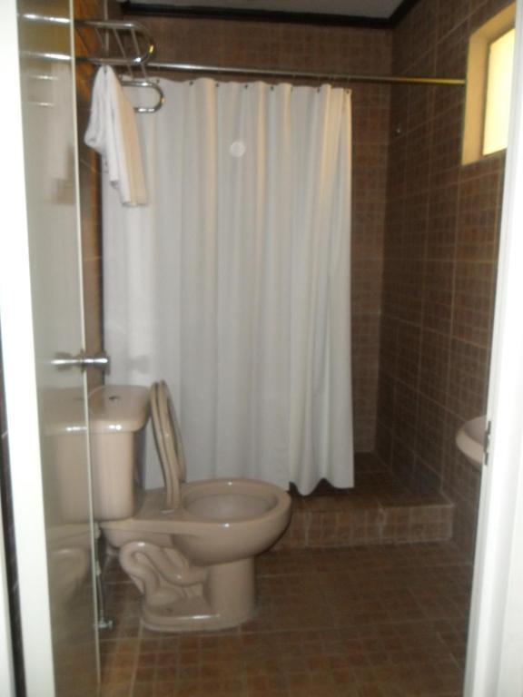 Tagaytay Econo Hotel Tagaytay City Номер фото